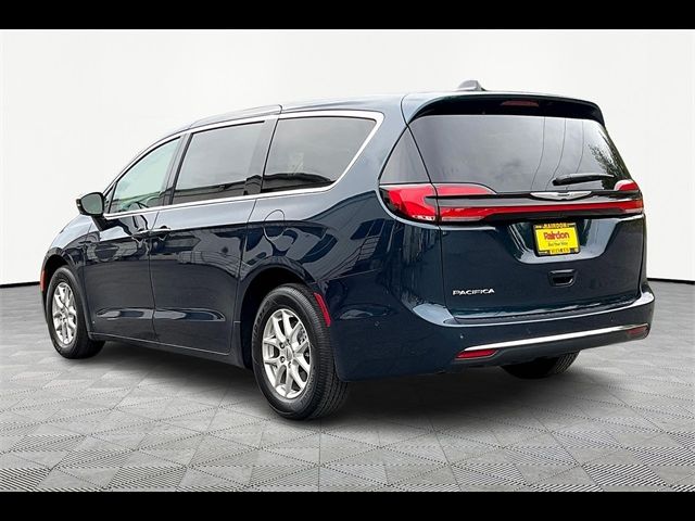 2024 Chrysler Pacifica Touring-L