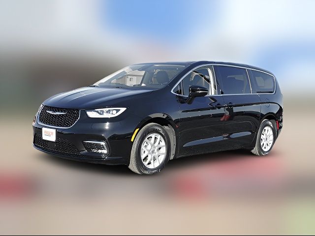 2024 Chrysler Pacifica Touring-L