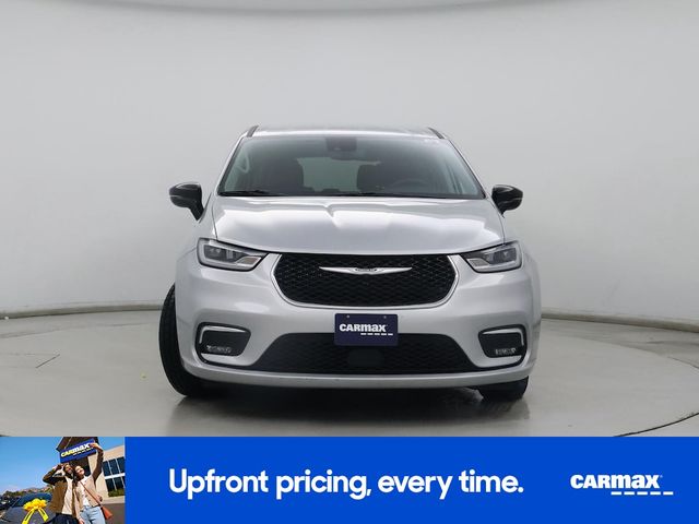 2024 Chrysler Pacifica Touring-L