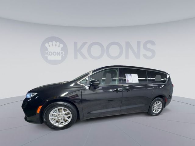 2024 Chrysler Pacifica Touring-L