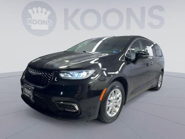 2024 Chrysler Pacifica Touring-L