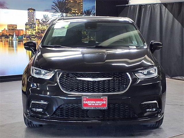 2024 Chrysler Pacifica Touring-L