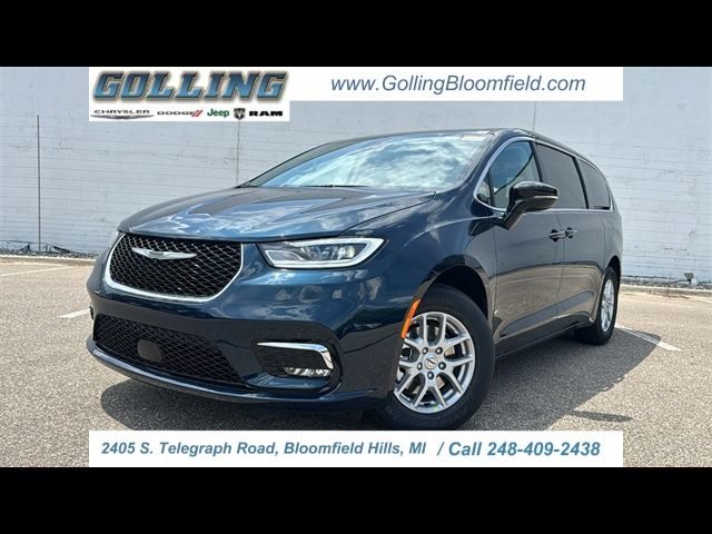 2024 Chrysler Pacifica Touring-L