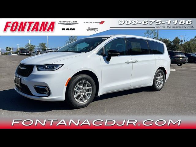 2024 Chrysler Pacifica Touring-L