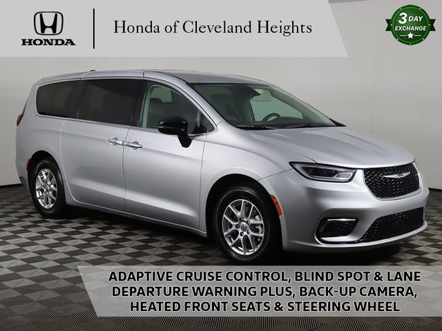 2024 Chrysler Pacifica Touring-L