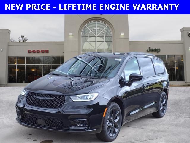 2024 Chrysler Pacifica Touring-L