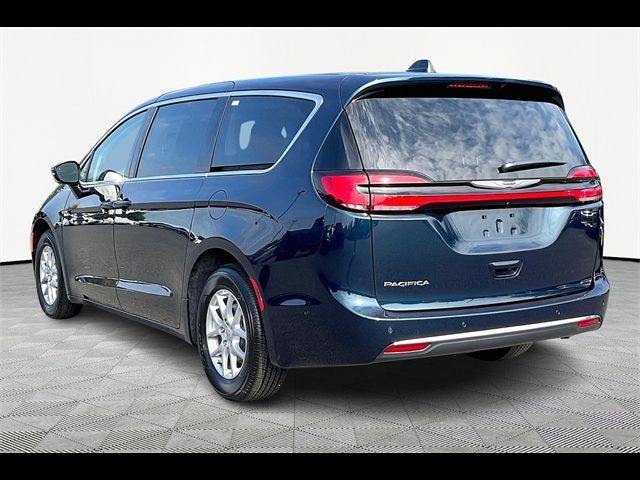 2024 Chrysler Pacifica Touring-L