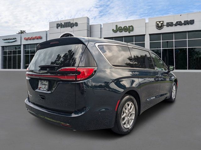 2024 Chrysler Pacifica Touring-L