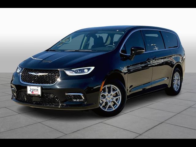 2024 Chrysler Pacifica Touring-L