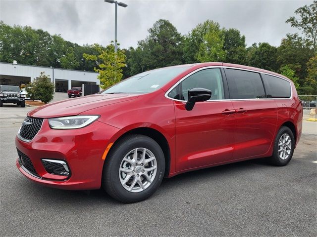 2024 Chrysler Pacifica Touring-L