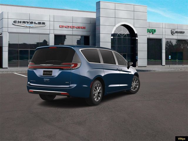 2024 Chrysler Pacifica Touring-L