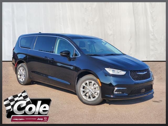 2024 Chrysler Pacifica Touring-L