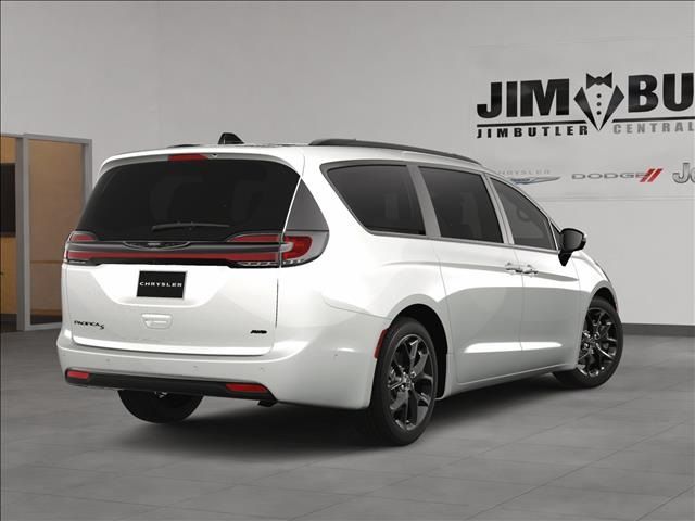 2024 Chrysler Pacifica Touring-L