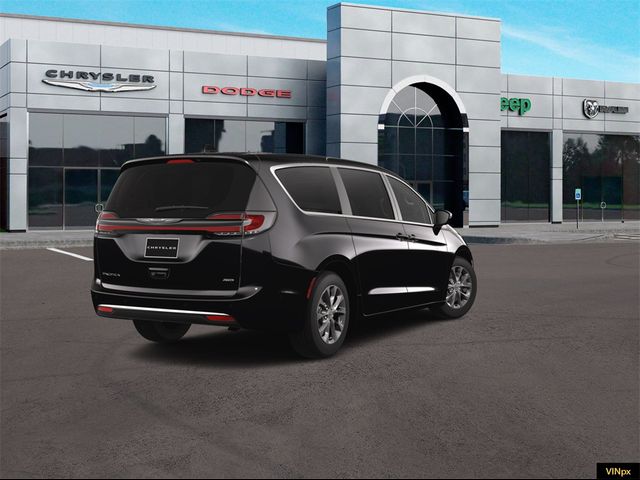 2024 Chrysler Pacifica Touring-L