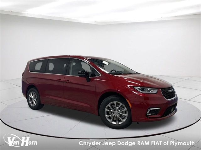 2024 Chrysler Pacifica Touring-L