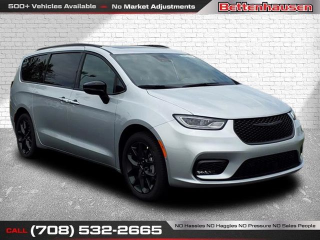 2024 Chrysler Pacifica Touring-L