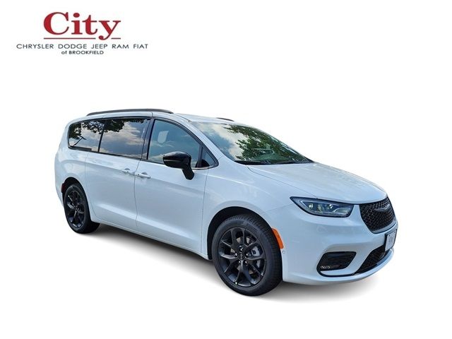 2024 Chrysler Pacifica Touring-L