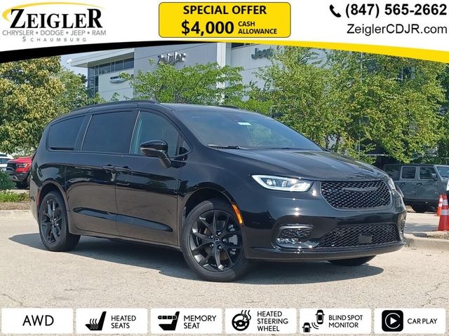 2024 Chrysler Pacifica Touring-L