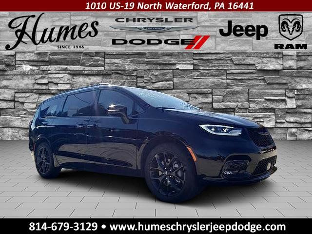 2024 Chrysler Pacifica Touring-L