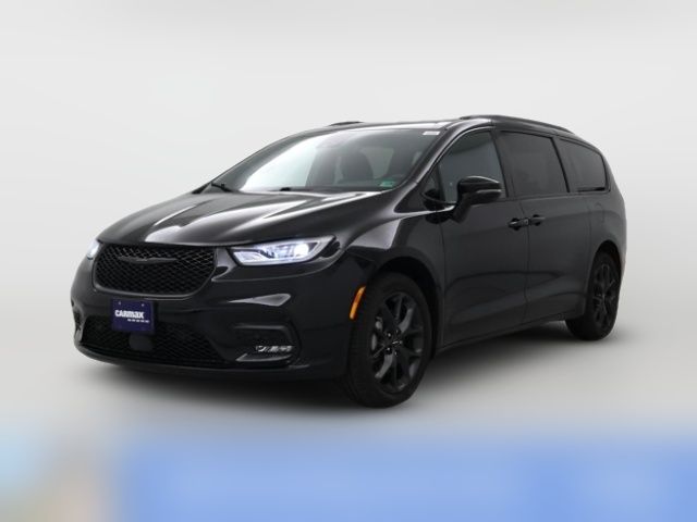 2024 Chrysler Pacifica Touring-L