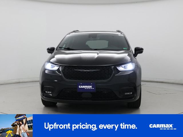 2024 Chrysler Pacifica Touring-L