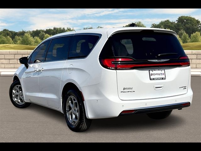 2024 Chrysler Pacifica Touring-L