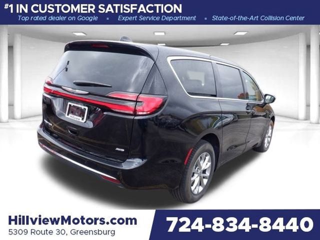 2024 Chrysler Pacifica Touring-L