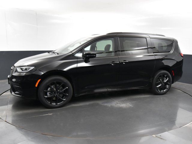 2024 Chrysler Pacifica Touring-L