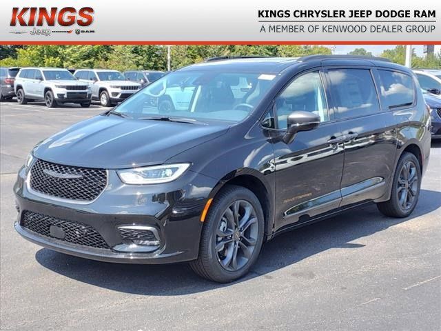 2024 Chrysler Pacifica Touring-L