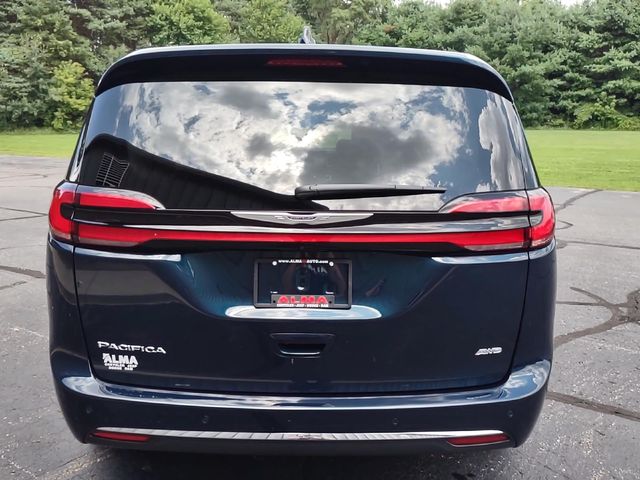 2024 Chrysler Pacifica Touring-L