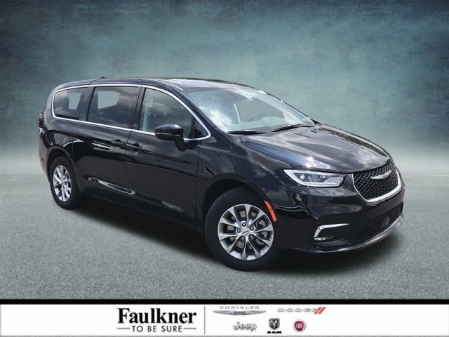 2024 Chrysler Pacifica Touring-L