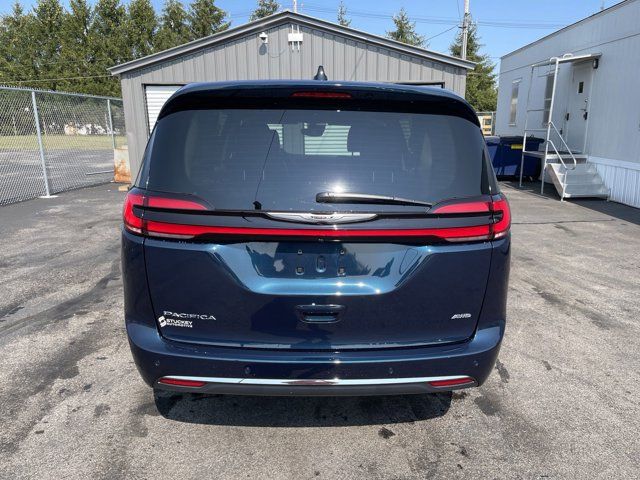 2024 Chrysler Pacifica Touring-L