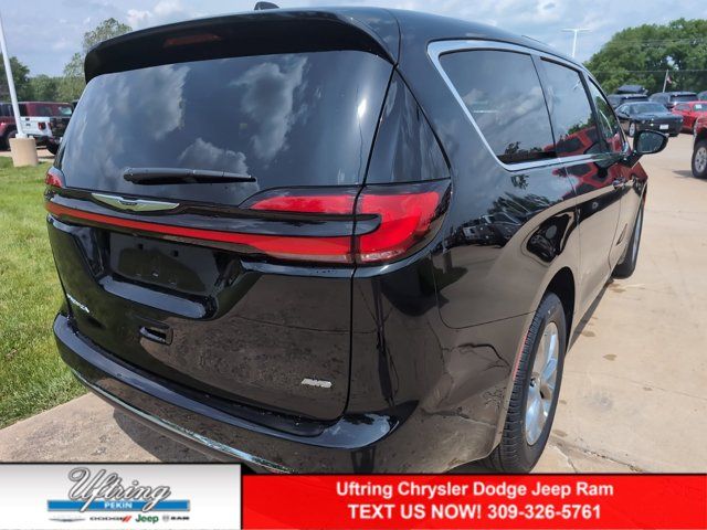 2024 Chrysler Pacifica Touring-L