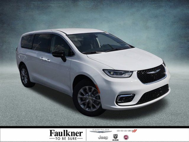 2024 Chrysler Pacifica Touring-L