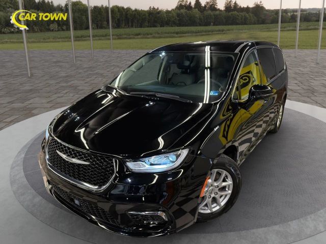 2024 Chrysler Pacifica Touring-L