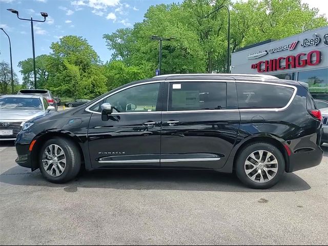 2024 Chrysler Pacifica Hybrid Pinnacle