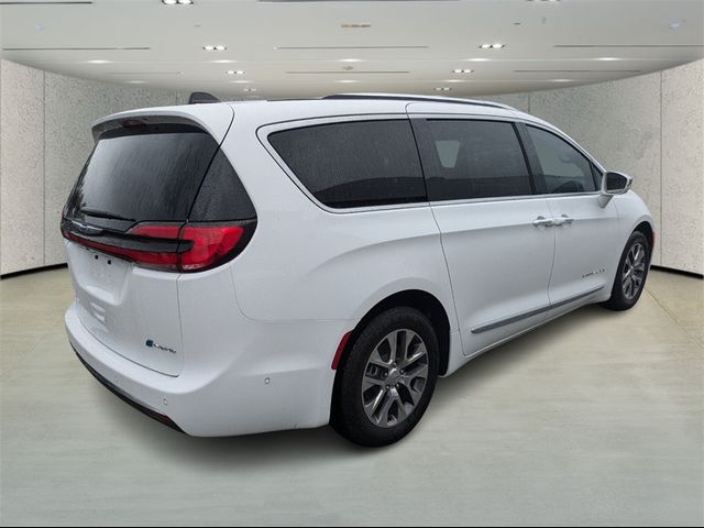 2024 Chrysler Pacifica Hybrid Pinnacle