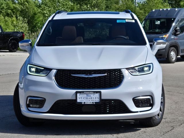 2024 Chrysler Pacifica Hybrid Pinnacle