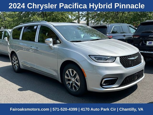 2024 Chrysler Pacifica Hybrid Pinnacle