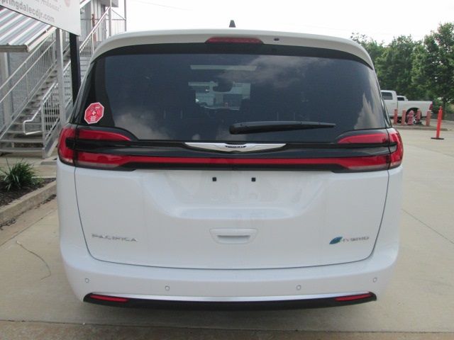 2024 Chrysler Pacifica Hybrid Pinnacle