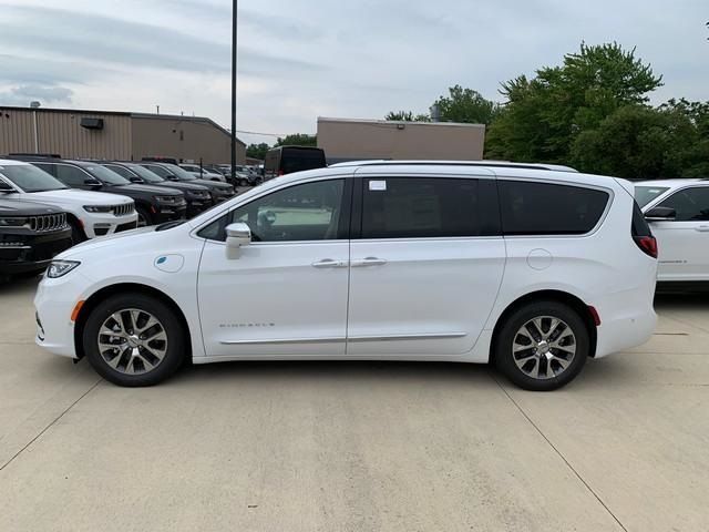 2024 Chrysler Pacifica Hybrid Pinnacle