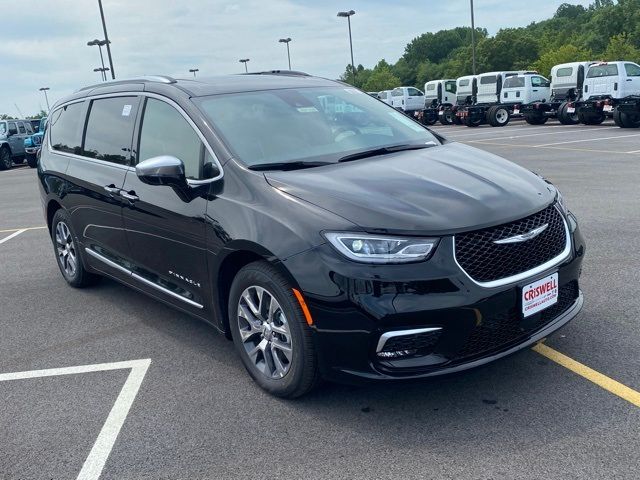 2024 Chrysler Pacifica Hybrid Pinnacle