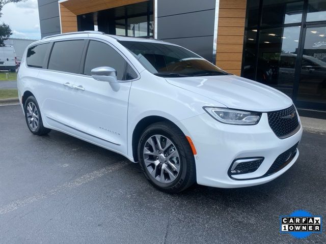 2024 Chrysler Pacifica Hybrid Pinnacle