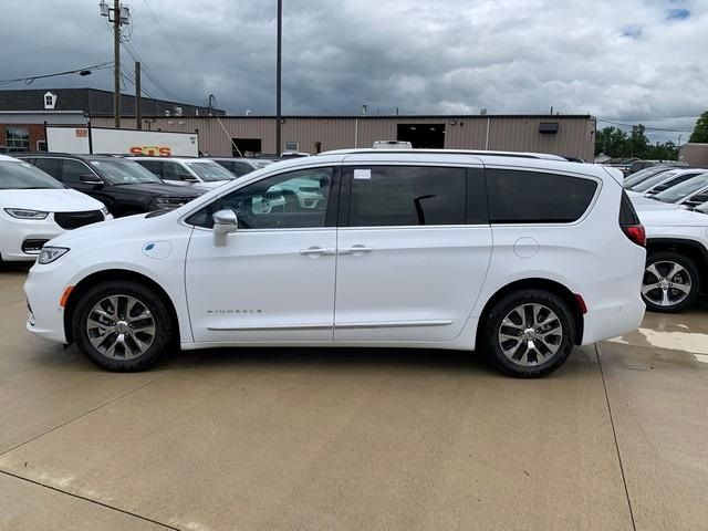 2024 Chrysler Pacifica Hybrid Pinnacle