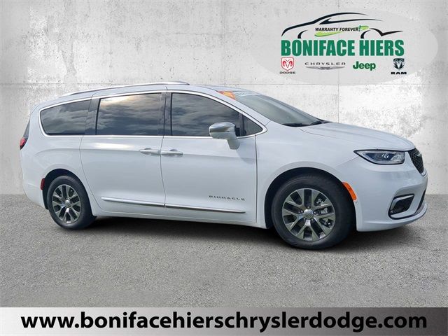 2024 Chrysler Pacifica Hybrid Pinnacle