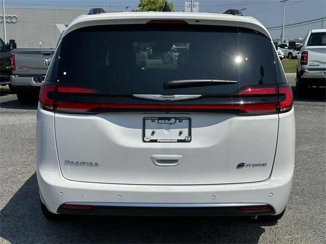 2024 Chrysler Pacifica Hybrid Pinnacle