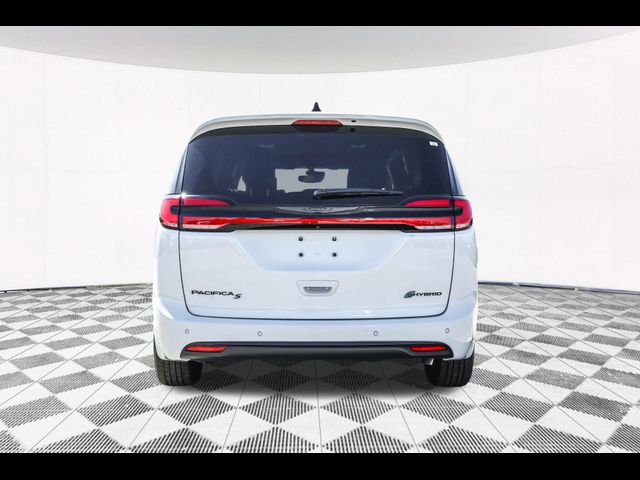 2024 Chrysler Pacifica Hybrid S Appearance Pkg