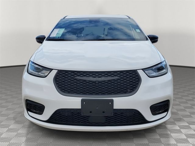 2024 Chrysler Pacifica Hybrid S Appearance Pkg