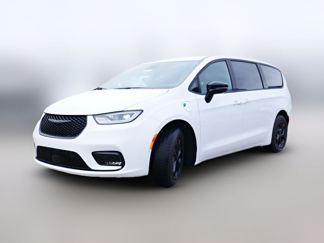 2024 Chrysler Pacifica Hybrid S Appearance Pkg