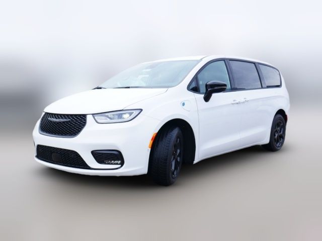 2024 Chrysler Pacifica Hybrid S Appearance Pkg